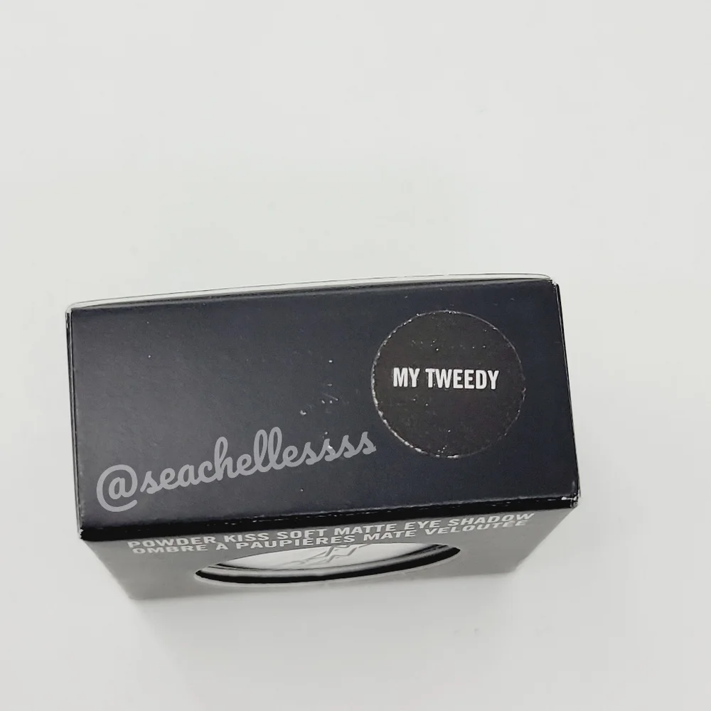 Mac Cosmetics Powder Kiss Soft Matte Eye Shadow | My Tweedy | Brand New in Box